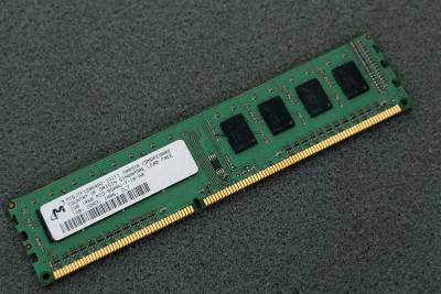 Оперативная память Micron DDR3 1GB 1066MHz CL7 MT8JTF12864AZ-1G1F1