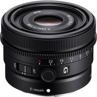 Объектив Sony 50mm, f/2.5 G для камер NEX SEL50F25G.SYX